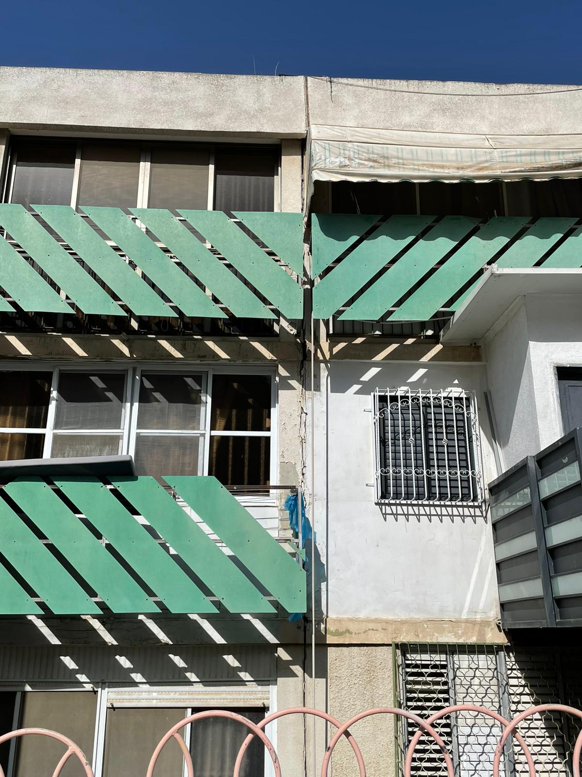 ביאליק 384 בסכנה