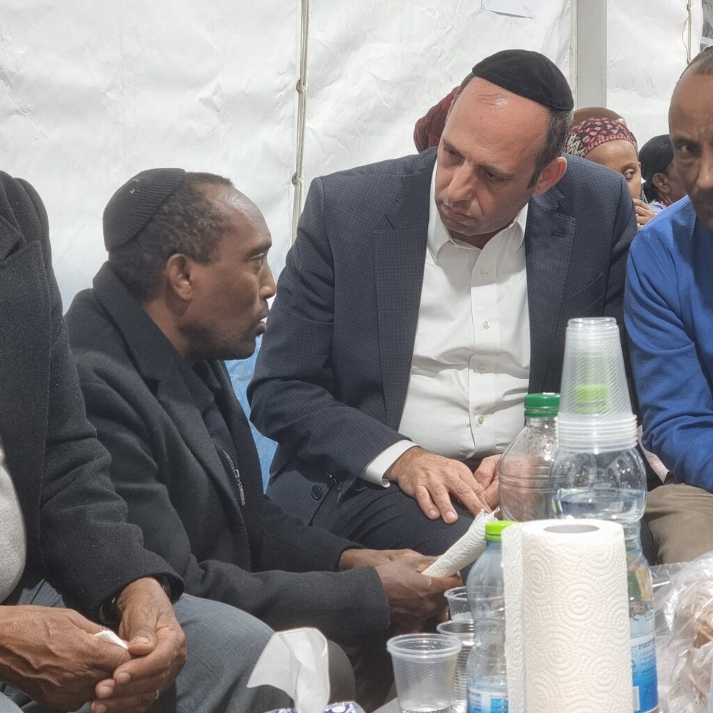 גרינברג הגיע לנחם את המשפחה בשבעה