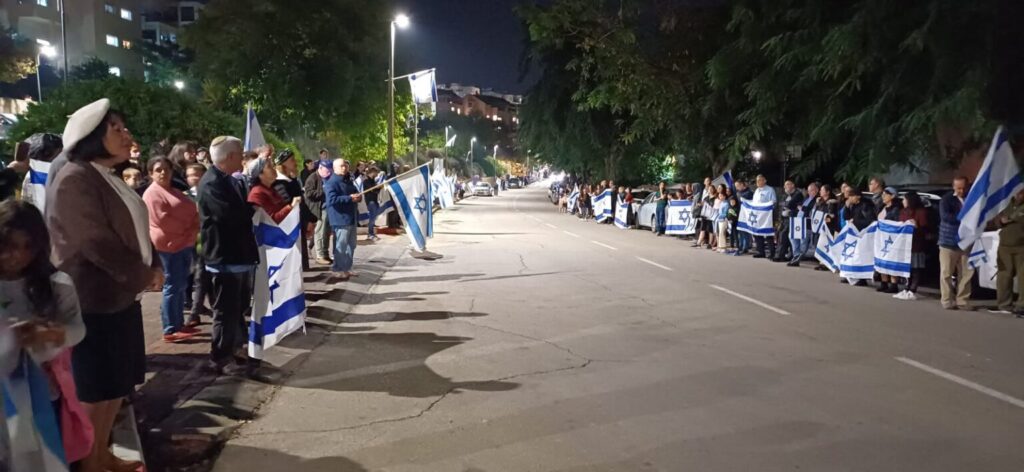 תושבי העיר מלווים את הנופלים בדרכם האחרונה | אילוסטרציה