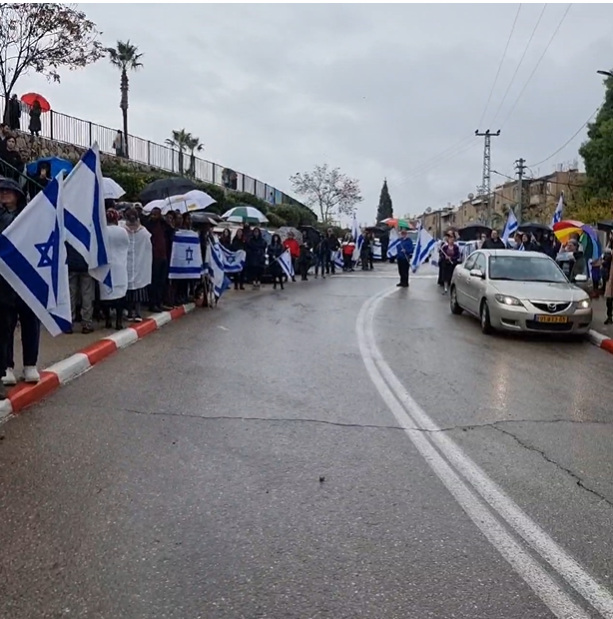 תושבי העיר מלווים את הנופלים | צילום: אילוסטרציה