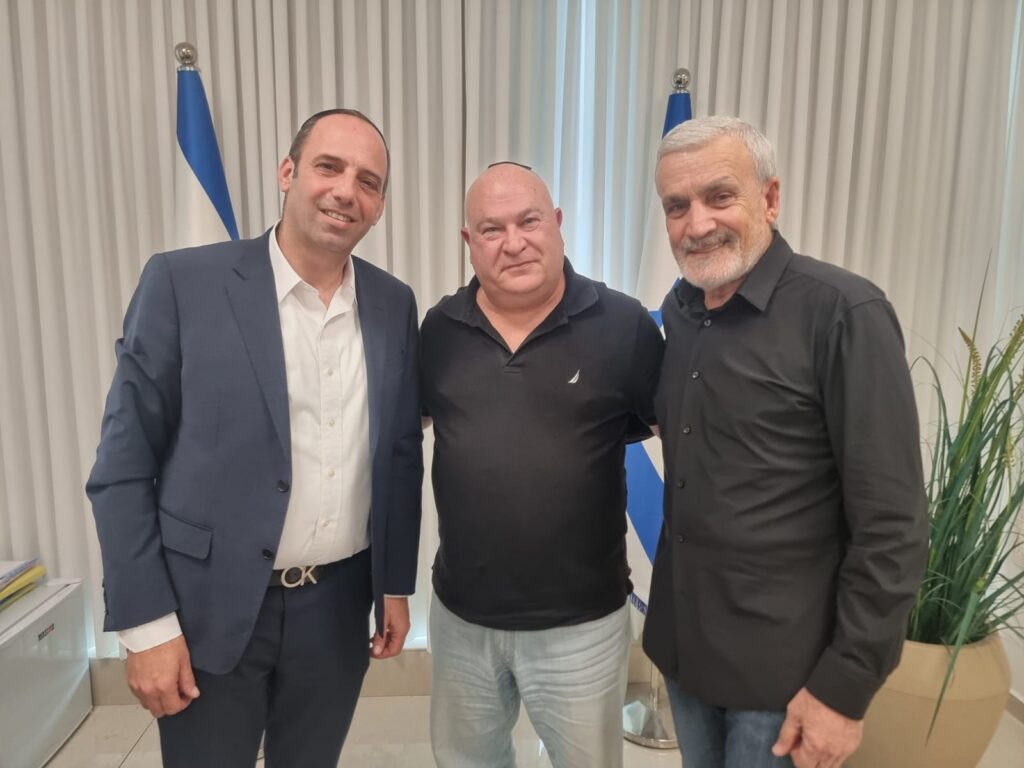 שלום אדרי, מנכ"ל עמידר וראש העירייה