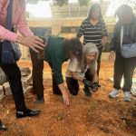 לכבוד ט"ו בשבט: הוותיקים נטעו עצים במתנ"סים בעיר