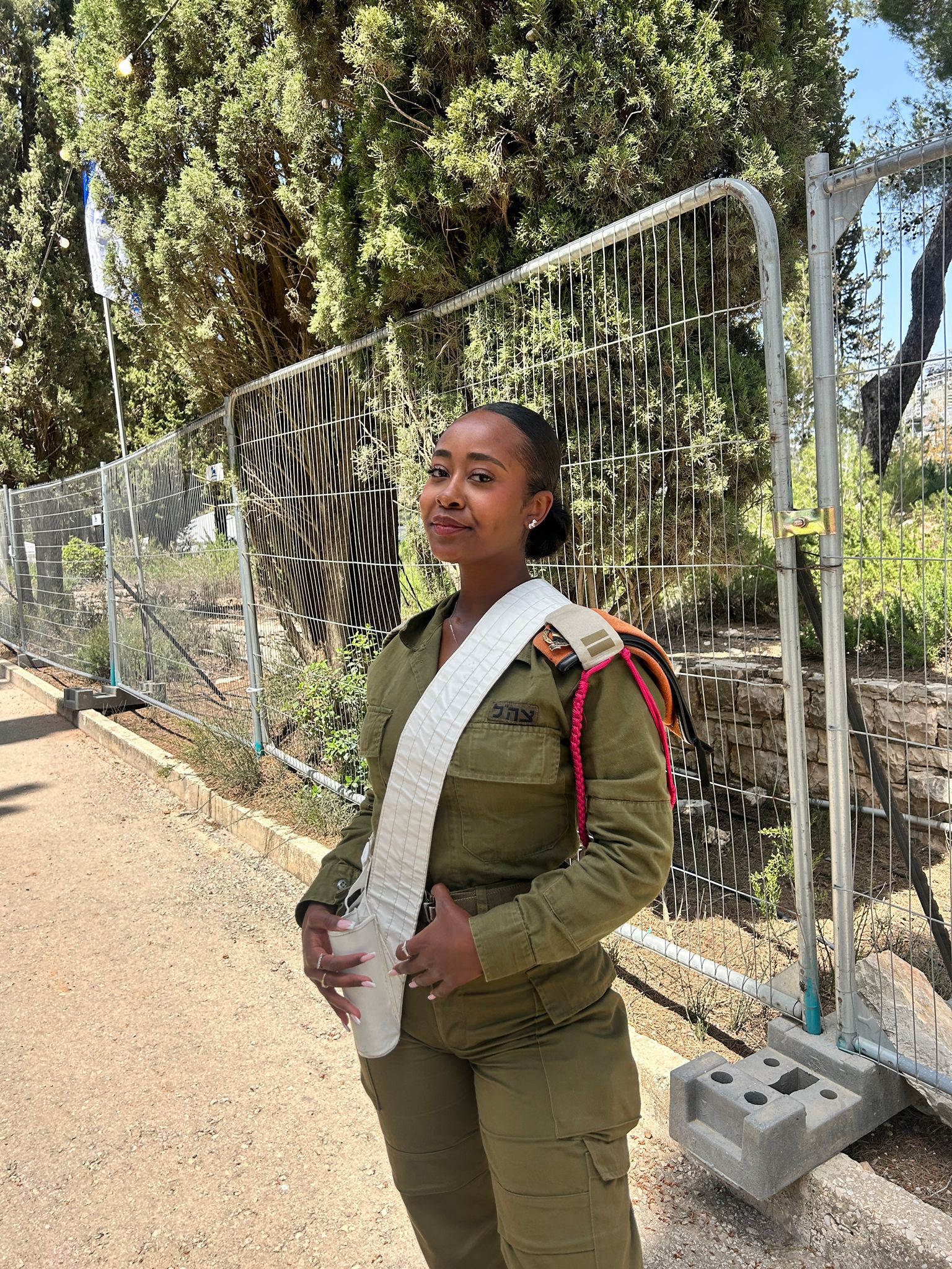 גאווה מקומית: סגן רחל אביי תייצג אותנו כדגלנית