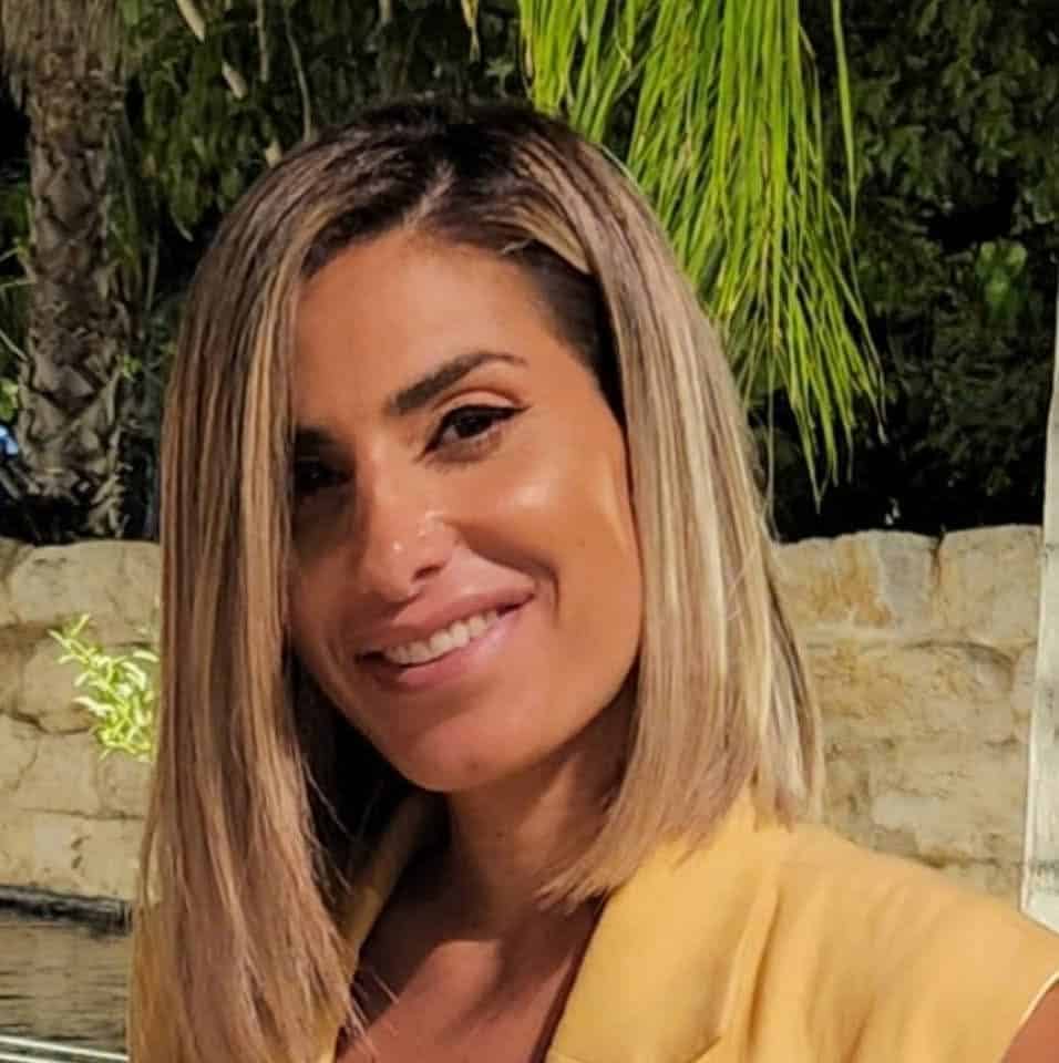 חוגגת באהבה