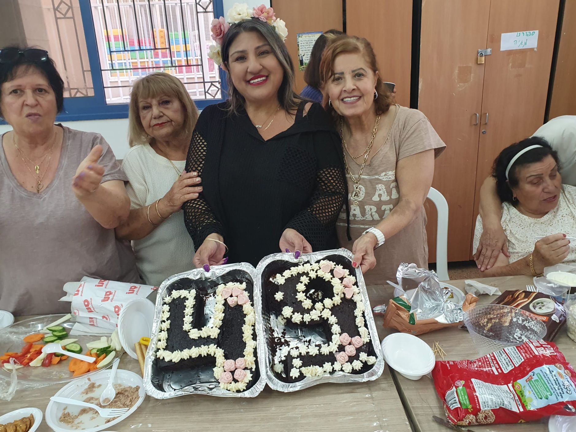 מאיה חוגגת