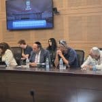 גרינברג למשפחות השכולות: "נמצא דרך לפצות את התושבים כדי שיוכלו לשקם את ביתם"