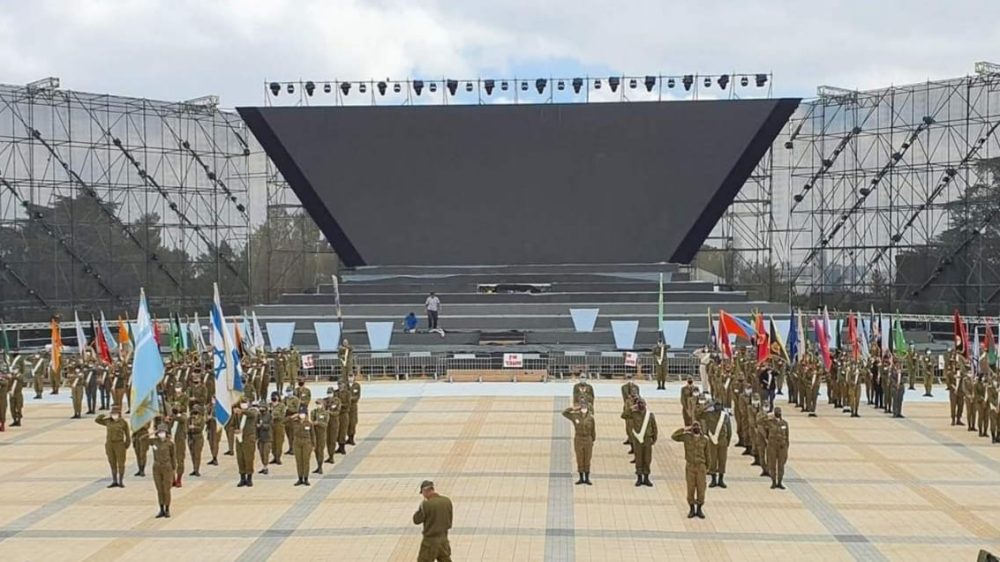 fc436613-2d7f-4f1b-a206-9d6911ebbf89