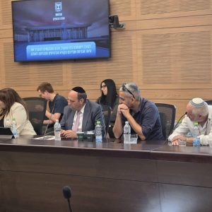 איבדו את בתיהם