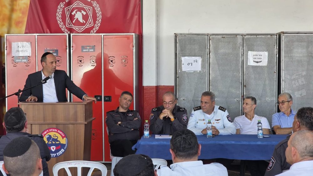 הרמת כוסית 2