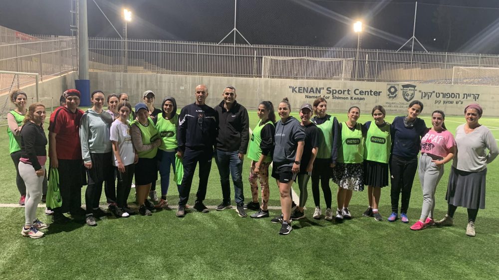 כדורגל נשים