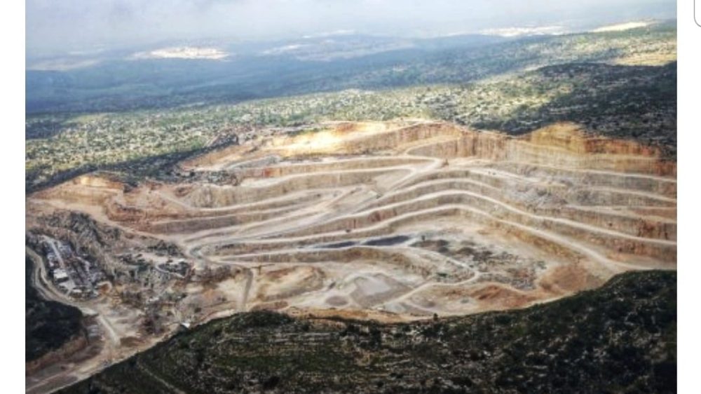 מחצבה סמוכה לזנוח צילום מחצבת האבן שפיר הנדסה