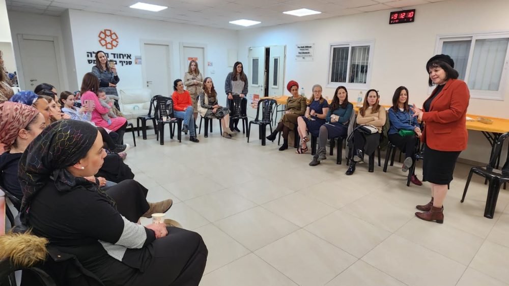 מצילים חיים