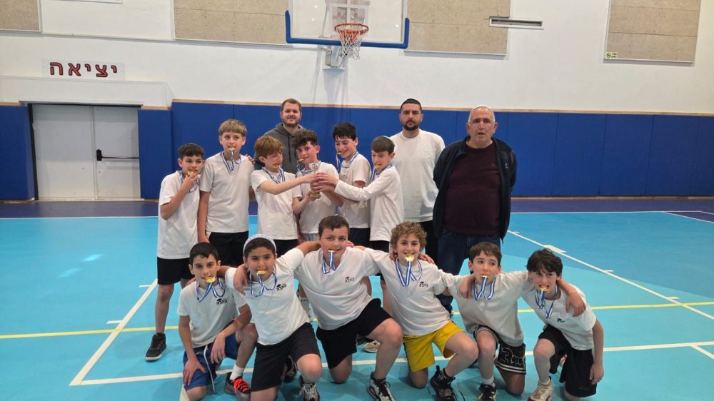 נבחרת נחושה