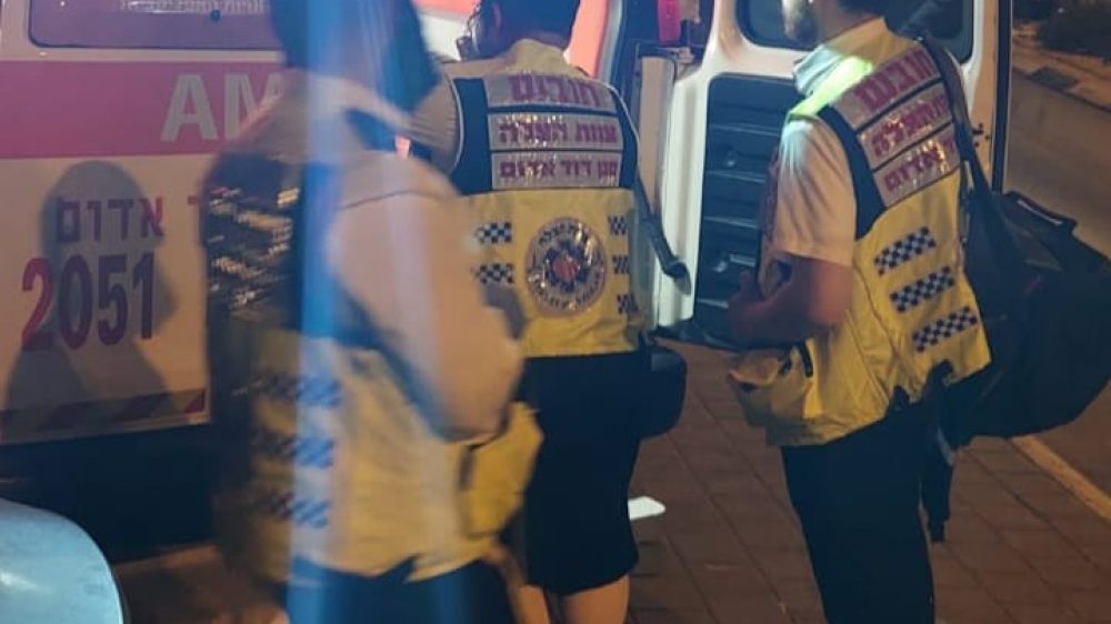 נחבל מדלת המעלית