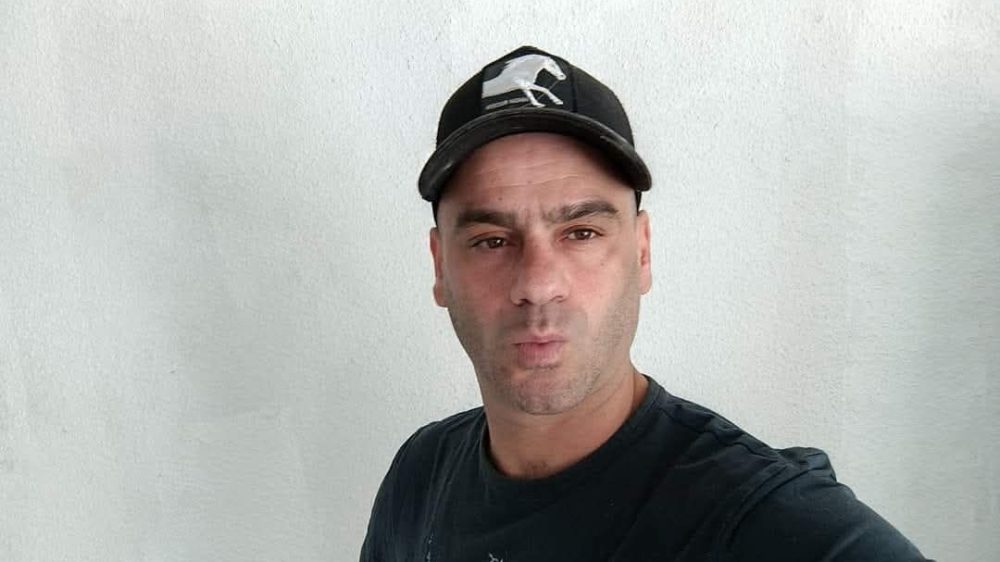 סיימון פרץ
