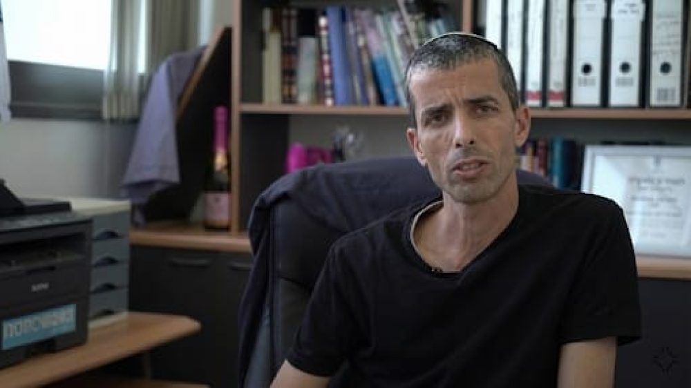 צורי עזרן