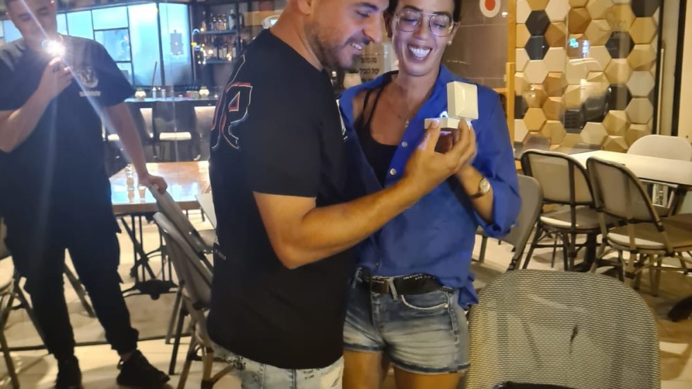 שרון סרוסי זוהר